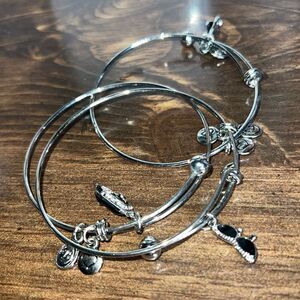 Bella Perlina Cruise Ship Charm Bracelet Set